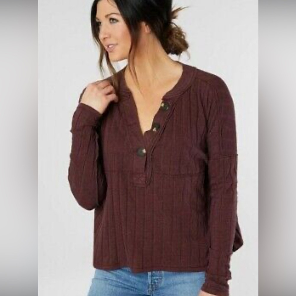 Free people We the free Henley ribbed long sleeve shirt burgundy size M